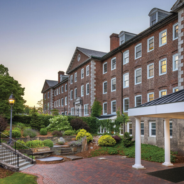 WLS-Ford-Exterior-PhotoByLeighChodos-3